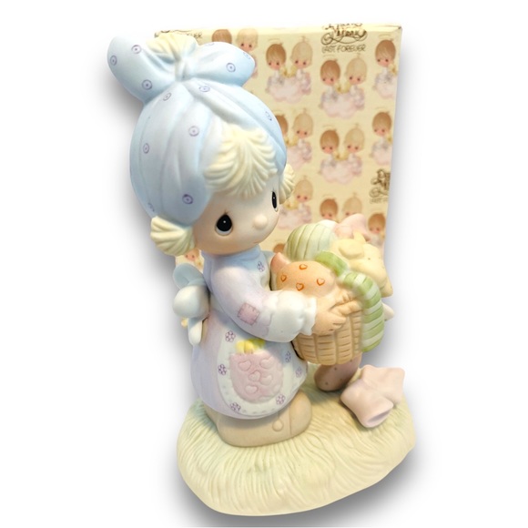 Precious Moments Figurine Be Not Weary In Well Doing Vintage Figurine - Picture 5 of 9
